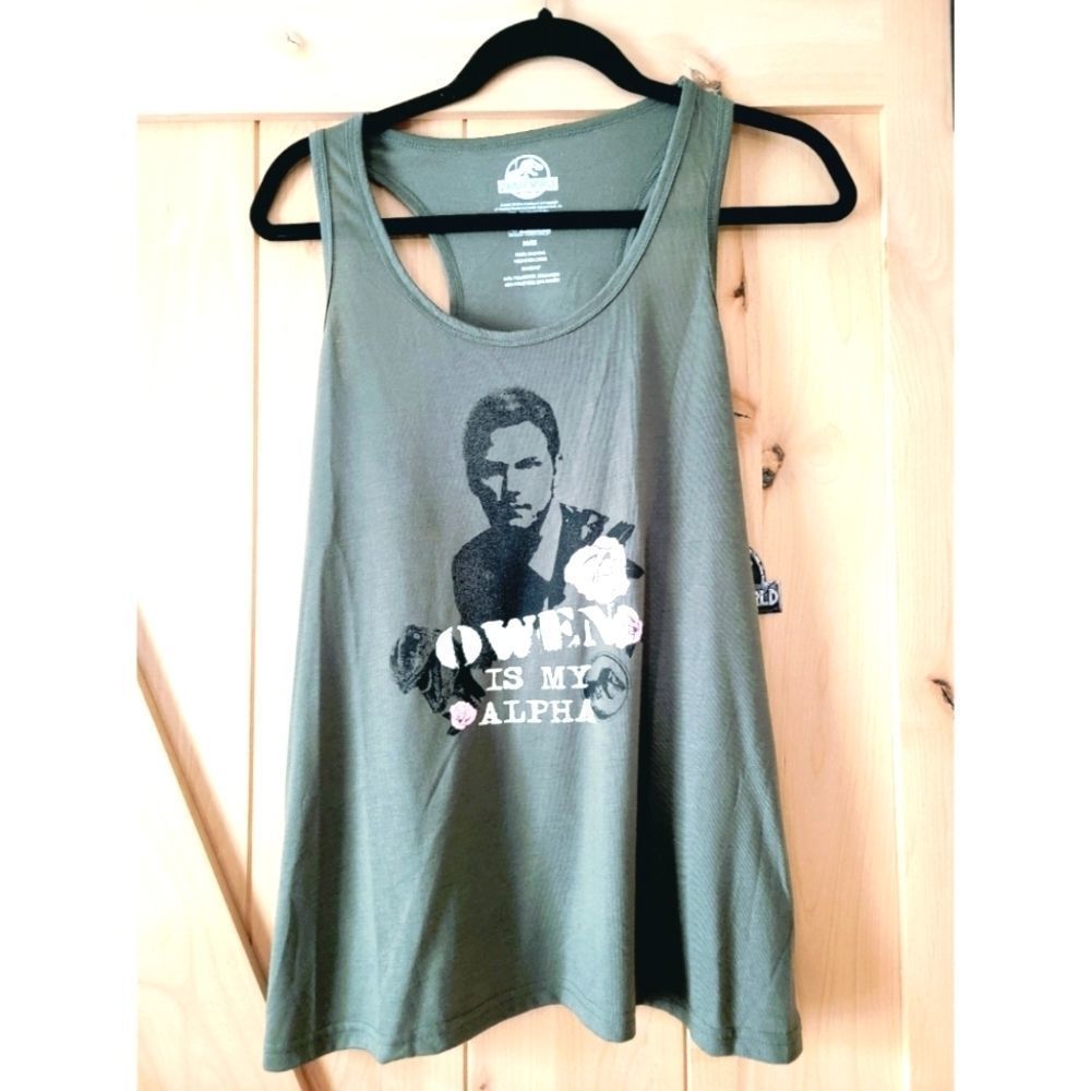 Jurassic World Owen Tank Medium NWOT